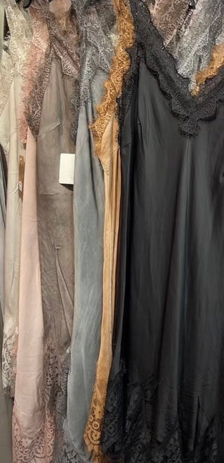 Pitsiviskoosi mekko Emily