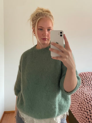 Mohairstickad Sabrina