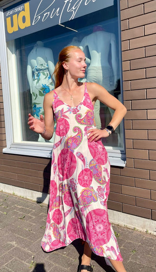 VISKOSKLÄNNING 59,90 €