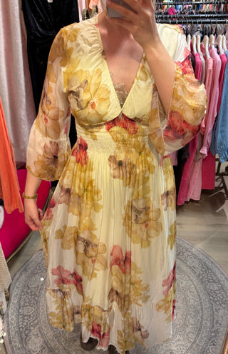 Silkkimekko Lily