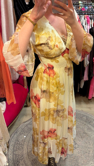 Silkkimekko Lily