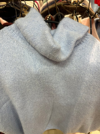 Alpaca poncho Alexandra