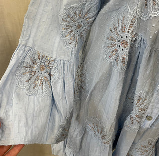 Tunika med paljettblomma