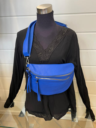 Vyölaukku (fake leather)